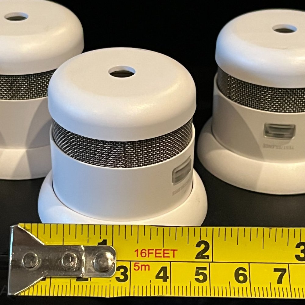 NWOT First Alert Photoelectric Smoke Detector pack of 6 battery operated 85-dec